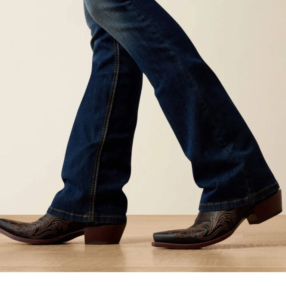 Ariat Perfect Rise Rosa Boot Cut Jeans - Picture 4 of 8